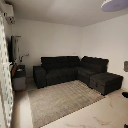 La Casa Datskovi Торевьиа