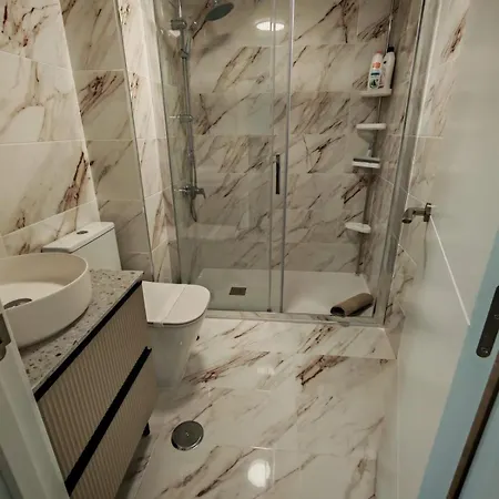 La Casa Datskovi * Торевьиа